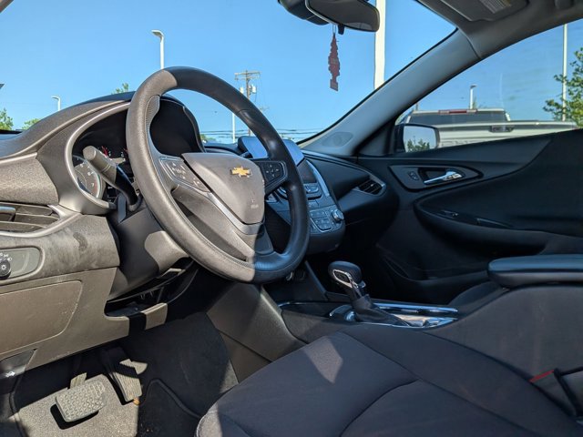 Used 2023 Chevrolet Malibu LT FWD image 9