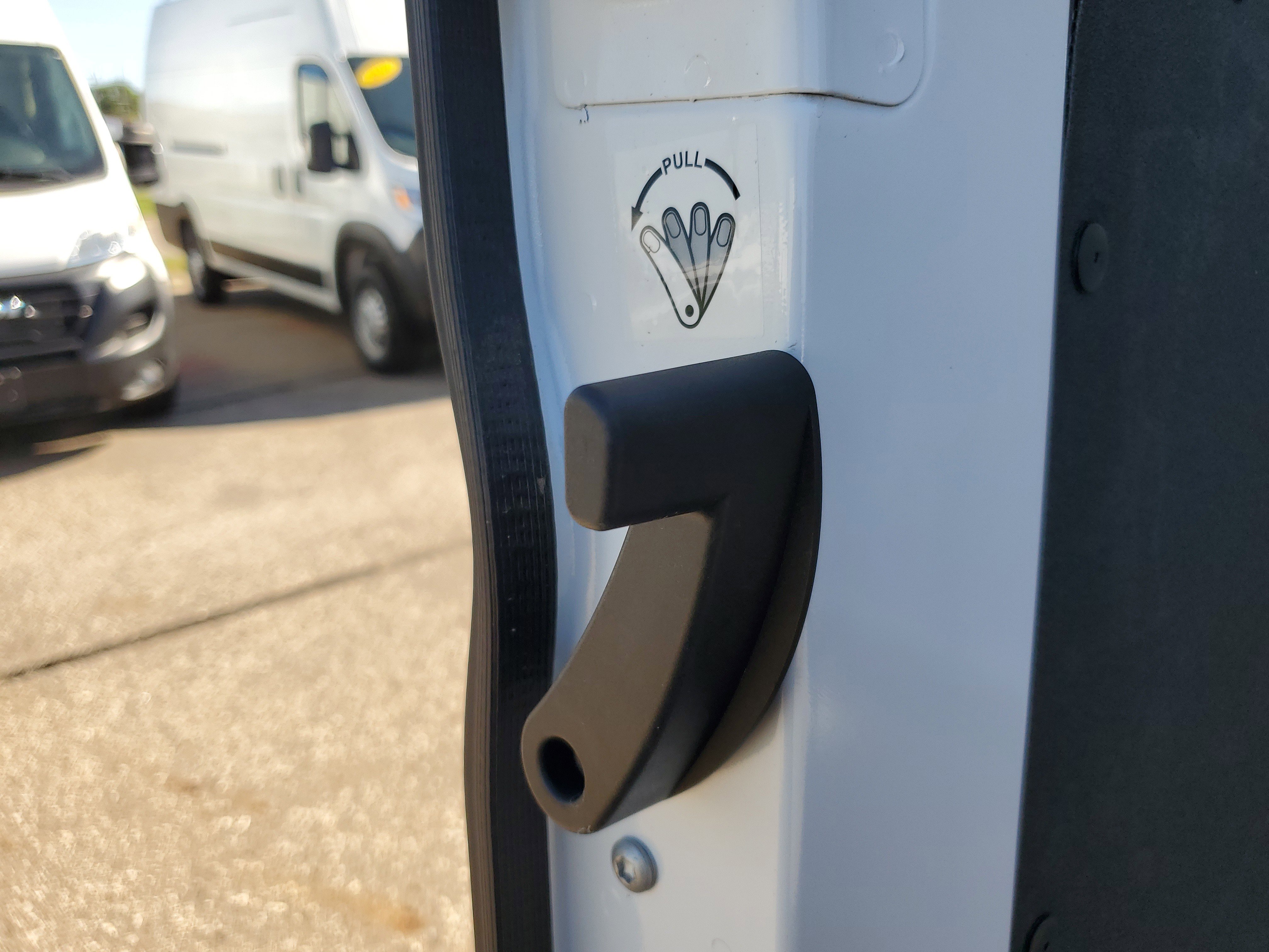 Used 2025 RAM ProMaster 2500 w/ Convenience Group image 25