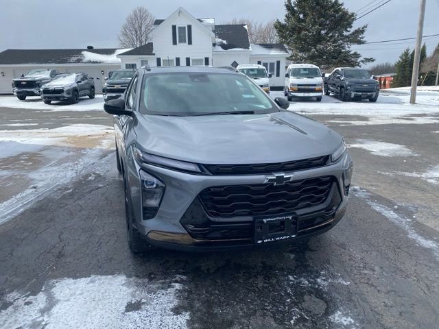 Used 2024 Chevrolet Trax ACTIV w/ Sunroof Package image 6