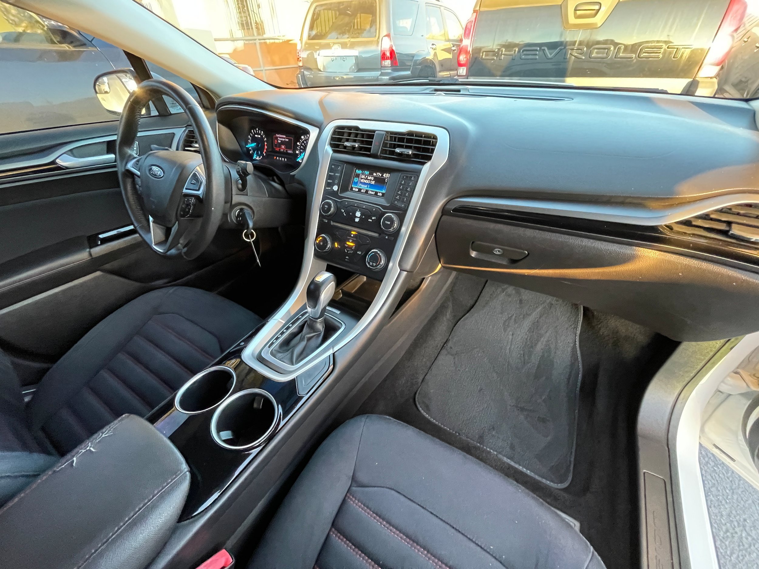 Used 2013 Ford Fusion SE FWD image 23