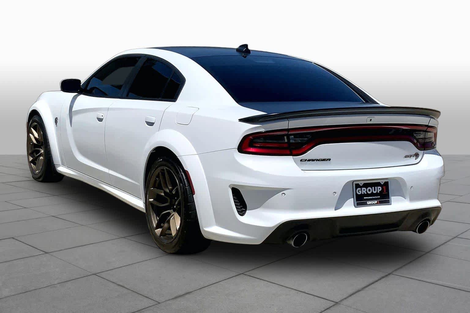 Used 2021 Dodge Charger SRT Hellcat RWD image 12
