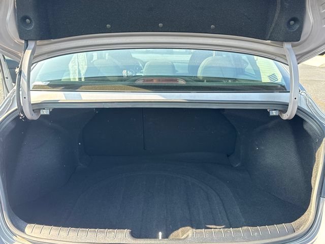 Used 2025 Hyundai Elantra SEL FWD image 12