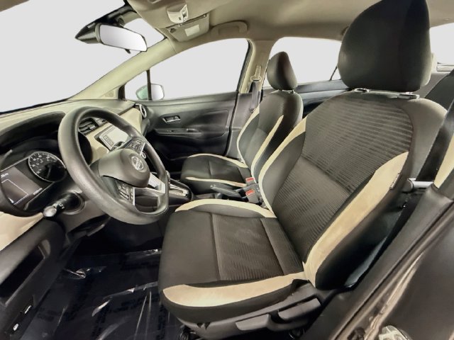 Used 2021 Nissan Versa SV FWD image 21