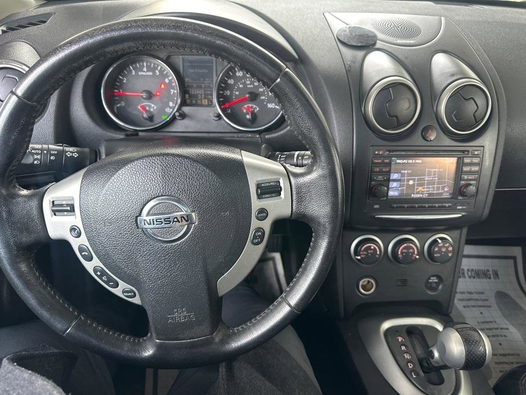 Used 2013 Nissan Rogue SL image 38