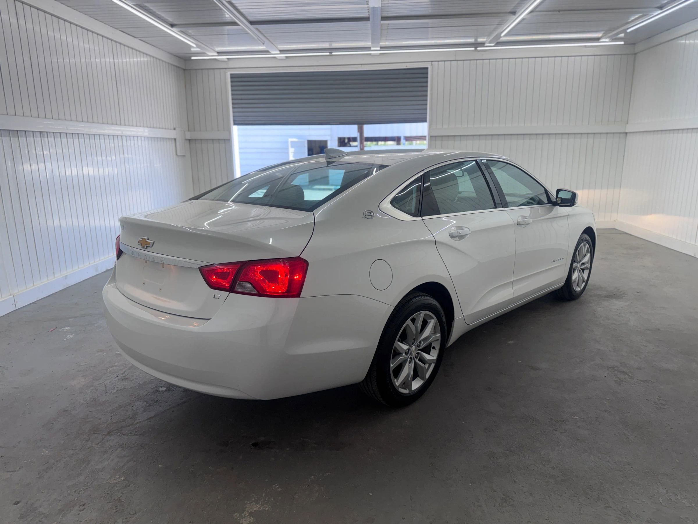 Used 2018 Chevrolet Impala LT w/ LT Leather Package image 5