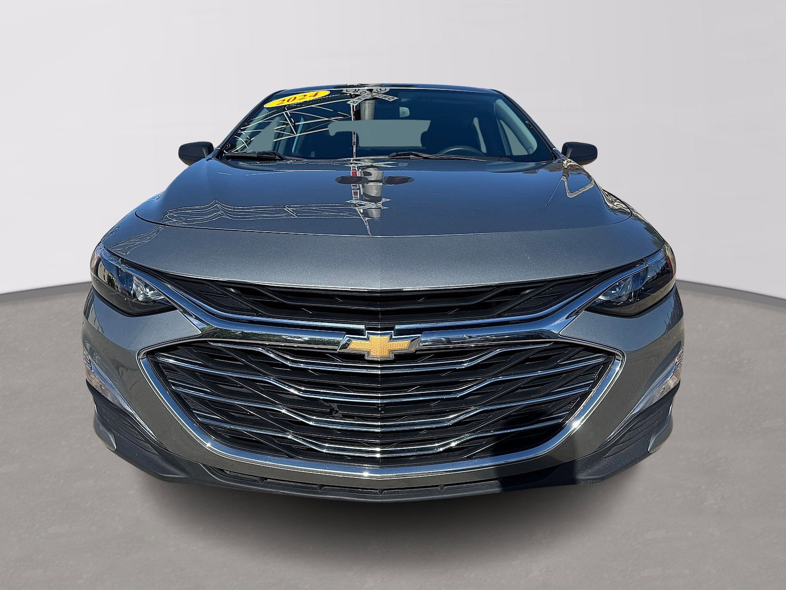 Used 2024 Chevrolet Malibu LS FWD image 2