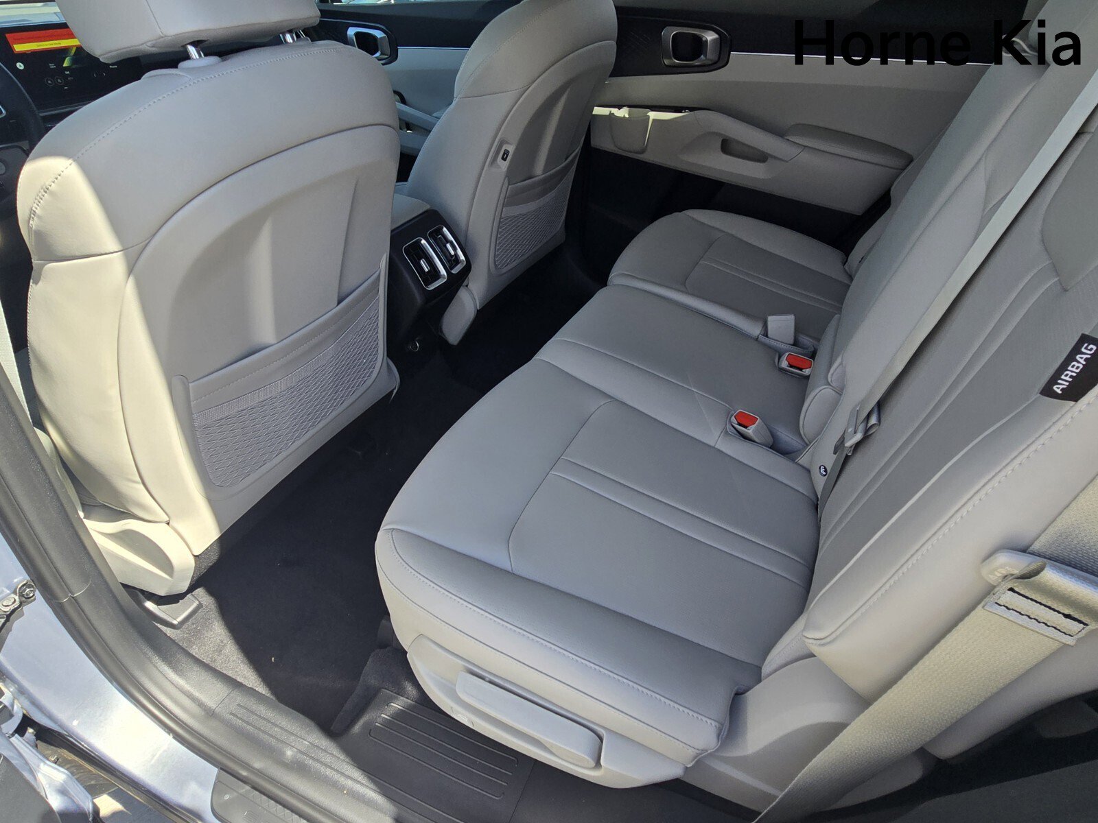 New 2025 Kia Sorento S image 11