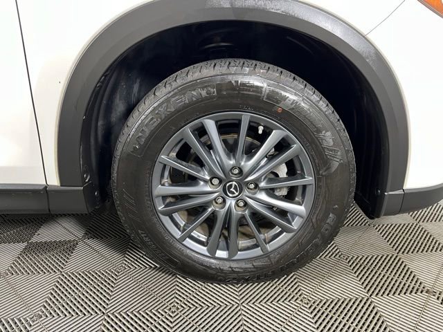 Used 2019 MAZDA CX-5 Touring image 9