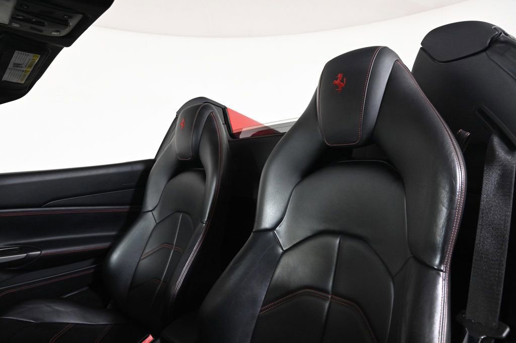 Used 2018 Ferrari 488 Spider image 18