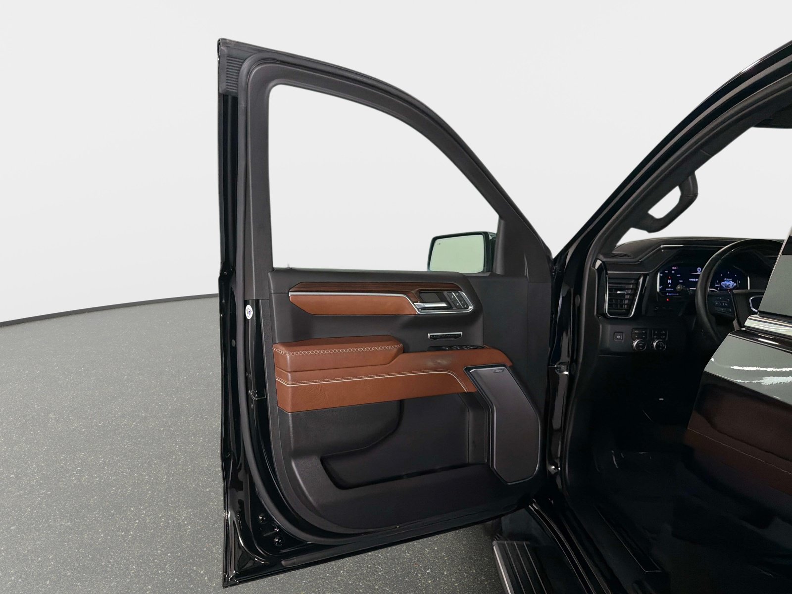 Used 2024 GMC Sierra 1500 Denali Ultimate AWD/4WD image 37