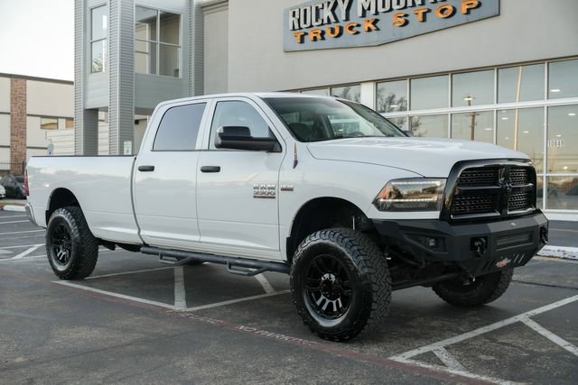 Used 2015 RAM 3500 Tradesman w/ Chrome Appearance Group AWD/4WD image 3