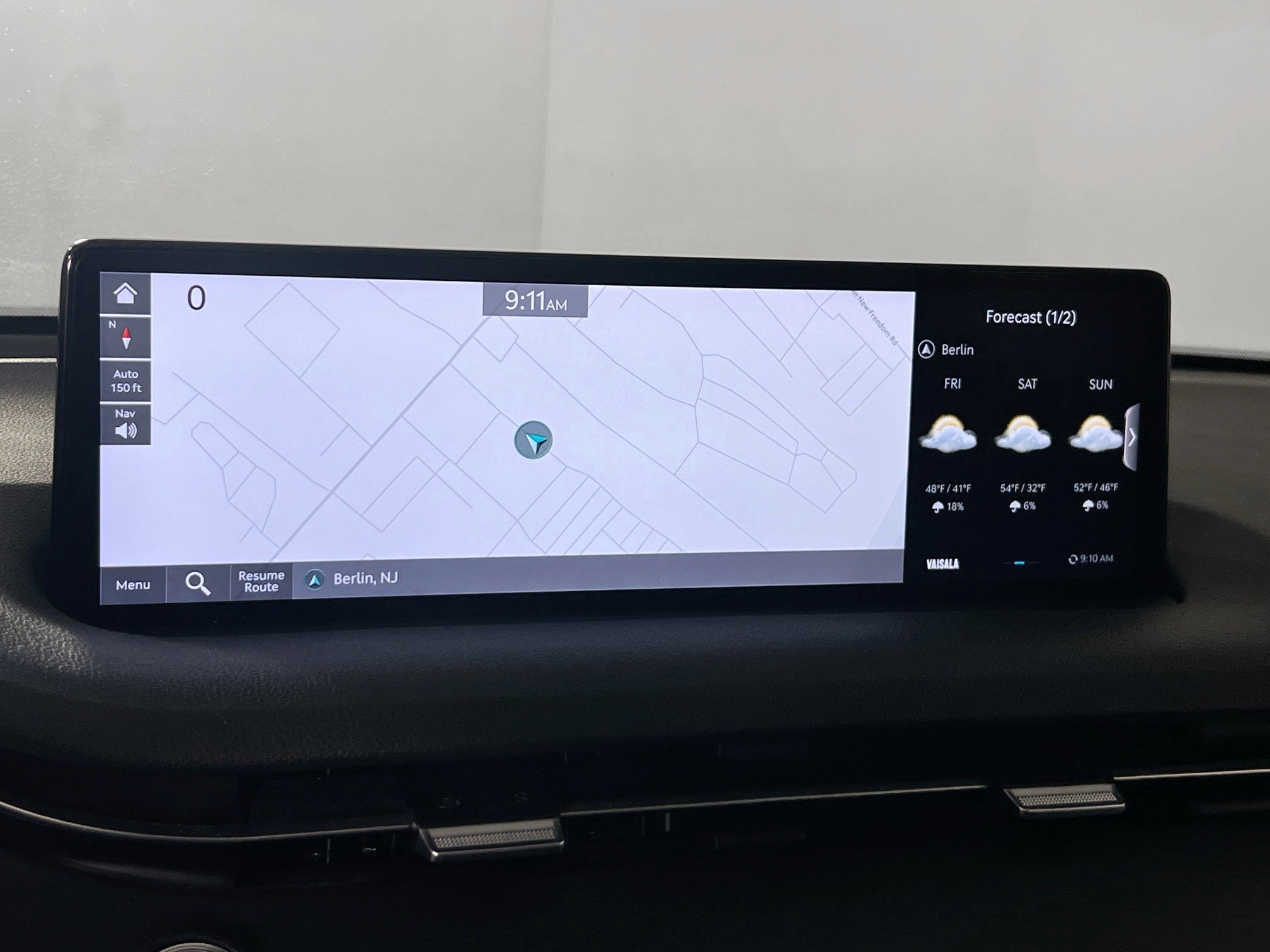 Used 2023 Genesis GV70 2.5T w/ Select Package image 13