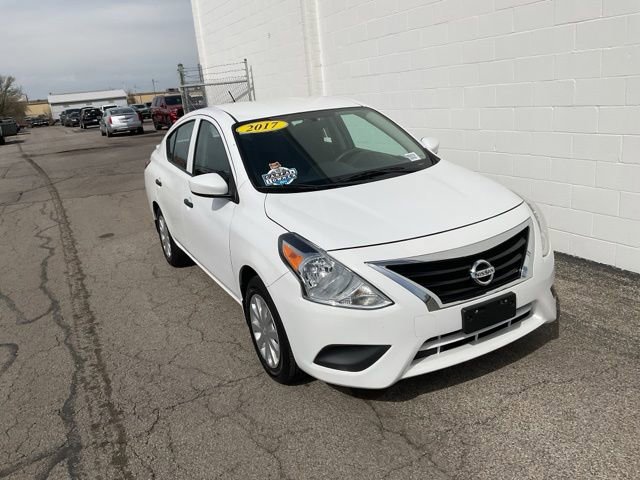 Used 2017 Nissan Versa S Plus image 1