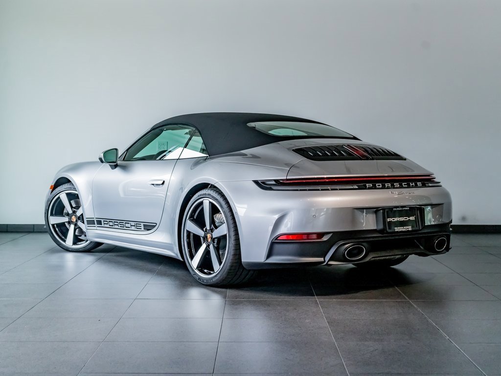 New 2025 Porsche 911 Carrera image 3