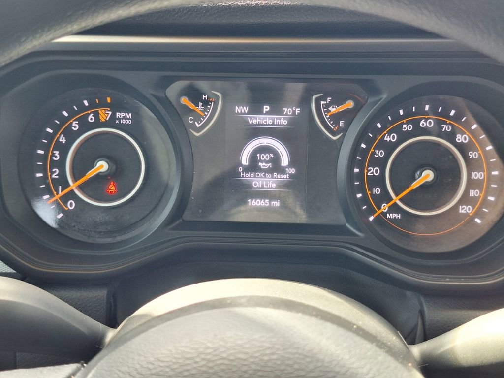 Used 2024 Jeep Gladiator Sport image 14