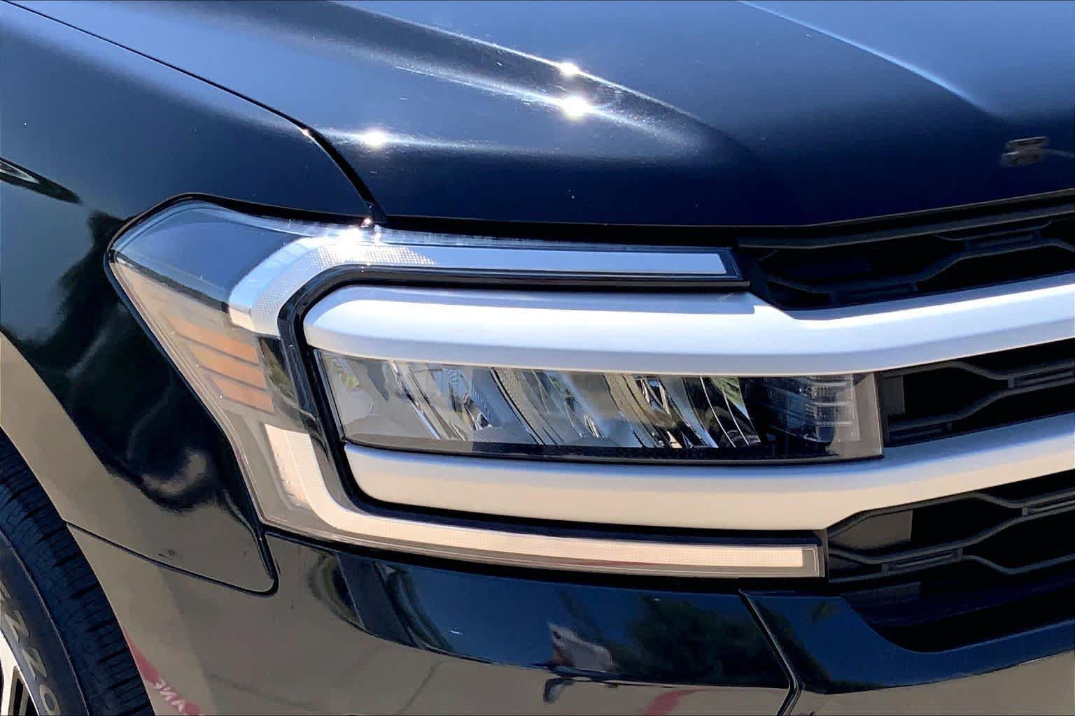 Used 2024 Ford Expedition XLT AWD/4WD image 26