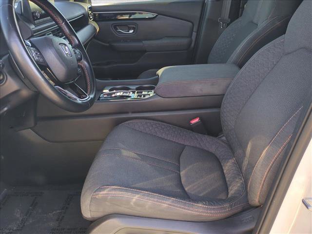 Used 2023 Honda Pilot Sport image 15
