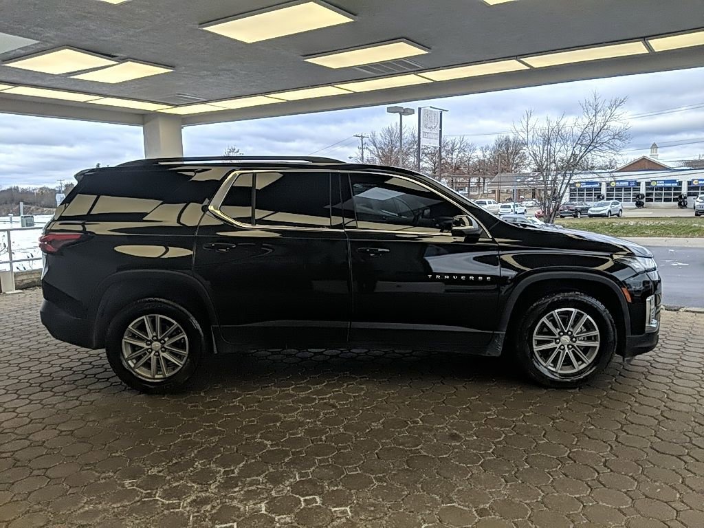 Used 2023 Chevrolet Traverse LT w/ LPO, Floor Liner Package image 4