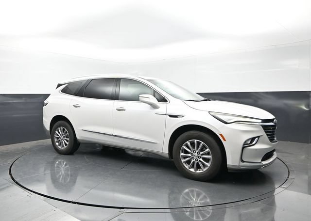 Used 2023 Buick Enclave Essence