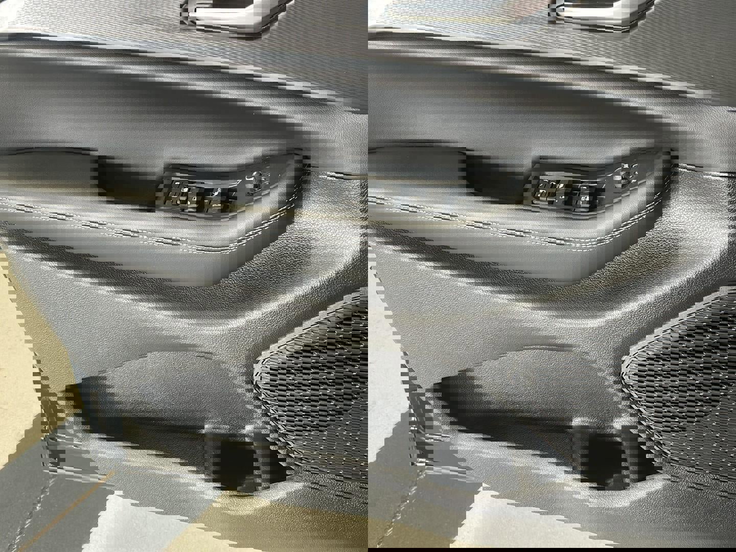 Used 2024 Jeep Grand Cherokee L Altitude image 10