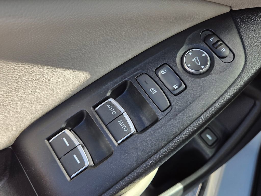 Certified 2018 Honda Accord Touring image 35