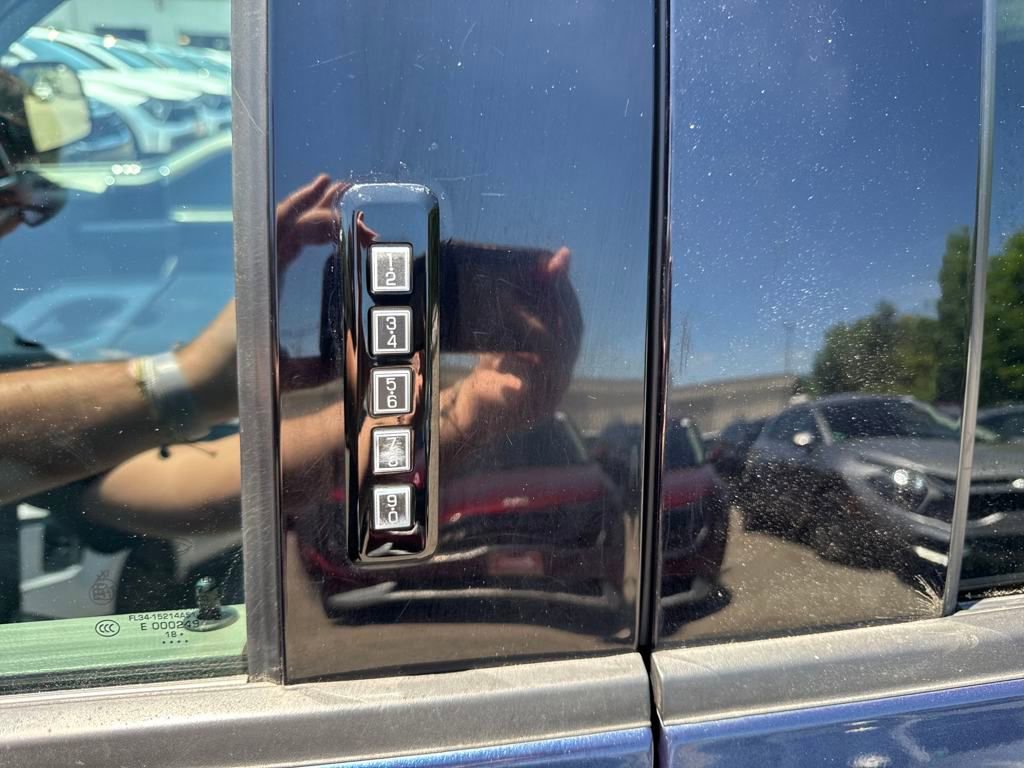 Used 2019 Ford F150 XLT image 10