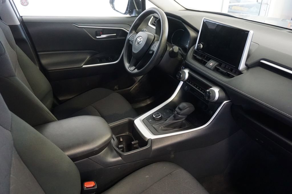 Certified 2025 Toyota RAV4 XLE image 22
