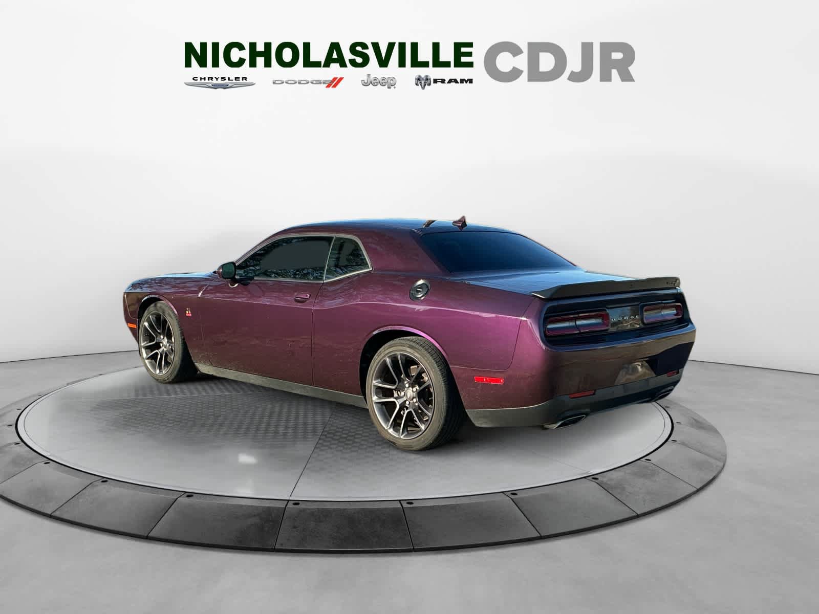 Used 2020 Dodge Challenger R/T Scat Pack RWD image 3