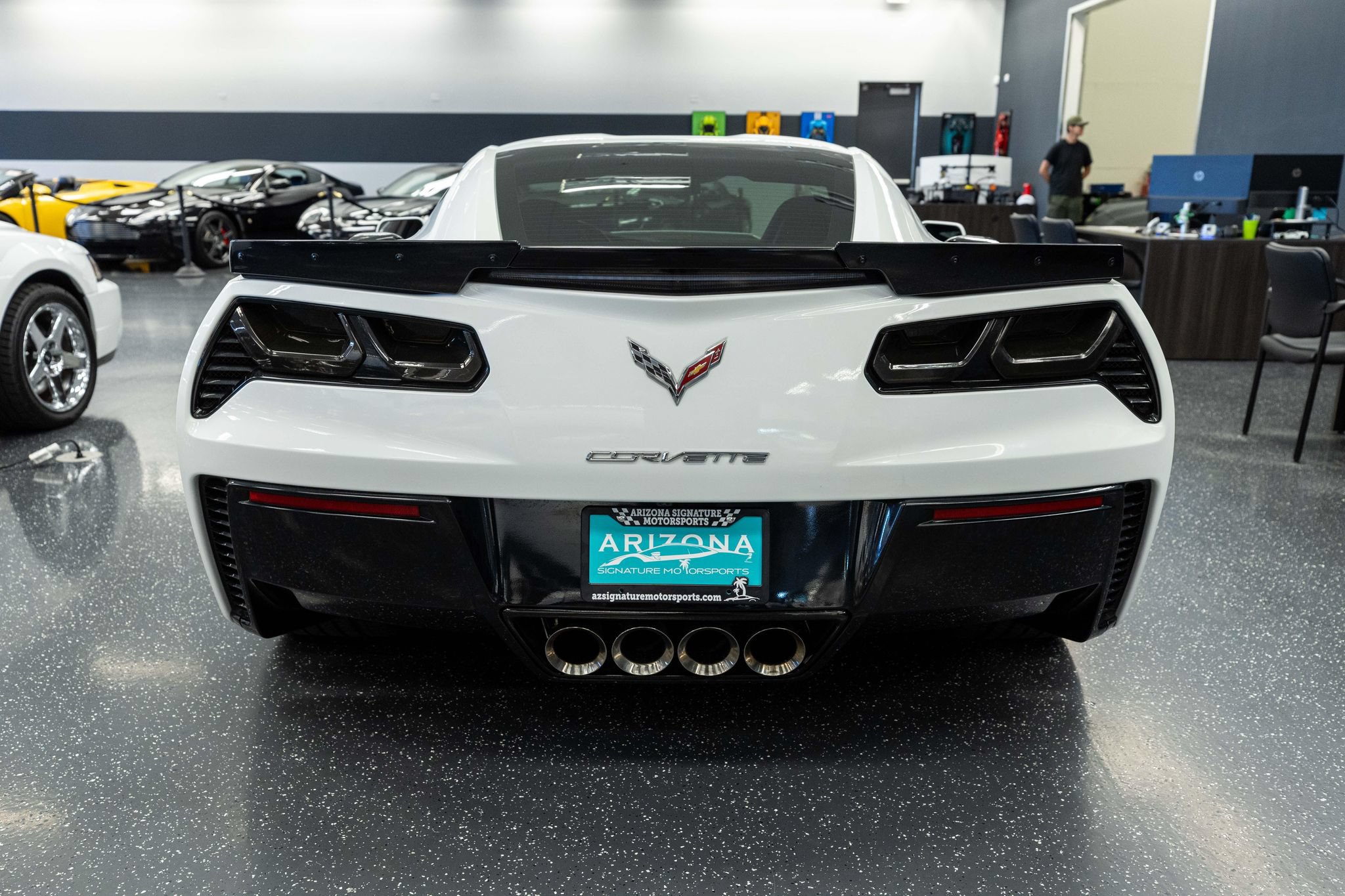 Used 2016 Chevrolet Corvette Z06 w/ Chrome Badge Package RWD image 7