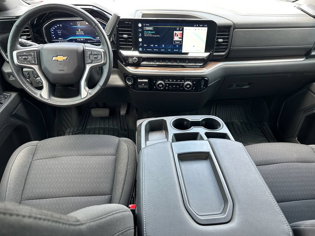 Used 2022 Chevrolet Silverado 1500 LT AWD/4WD image 23