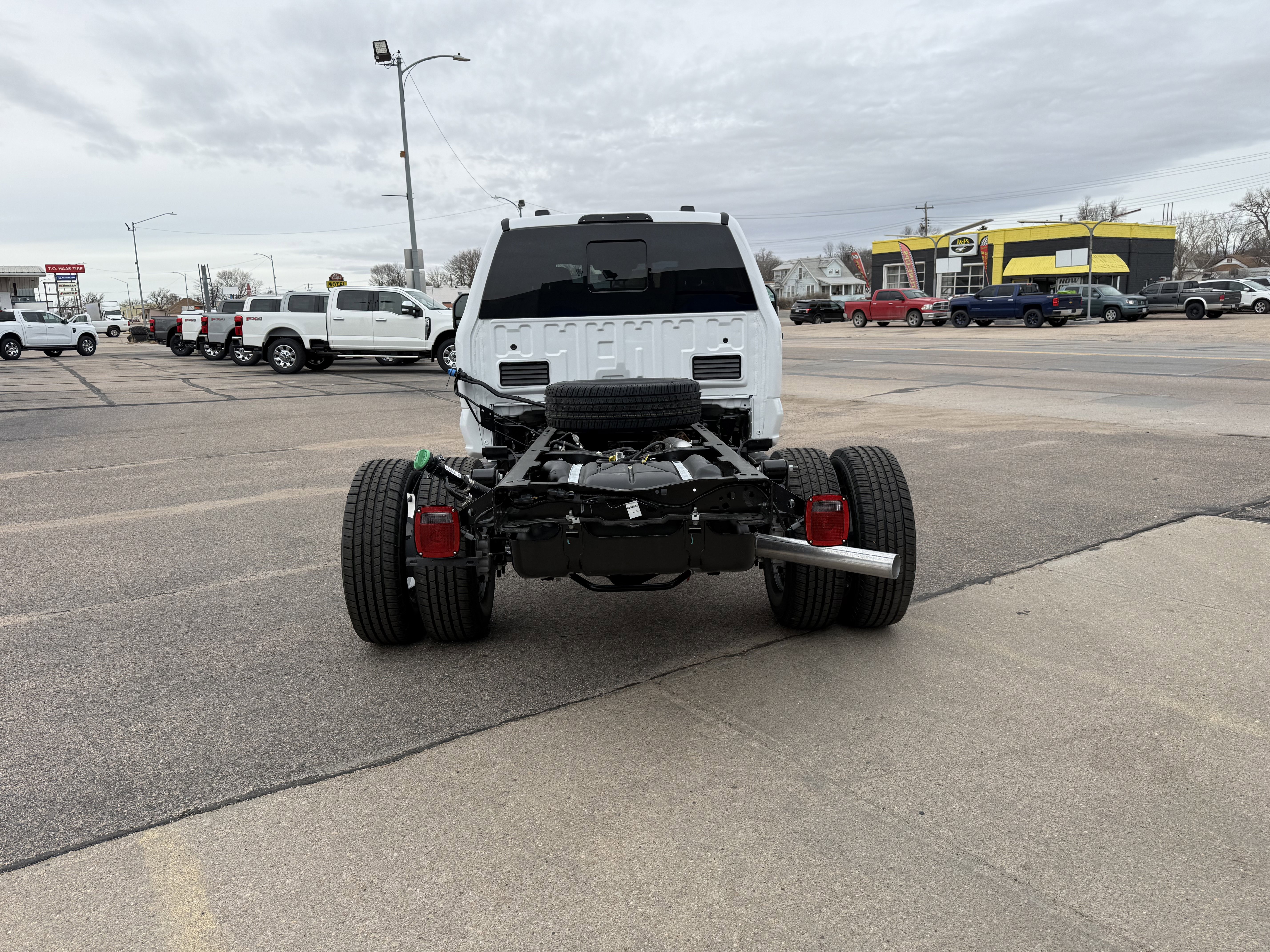 New 2026 Ford F350 XL w/ XL Chrome Package image 8