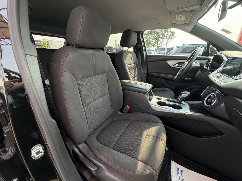 Used 2021 Chevrolet Blazer LT FWD image 31