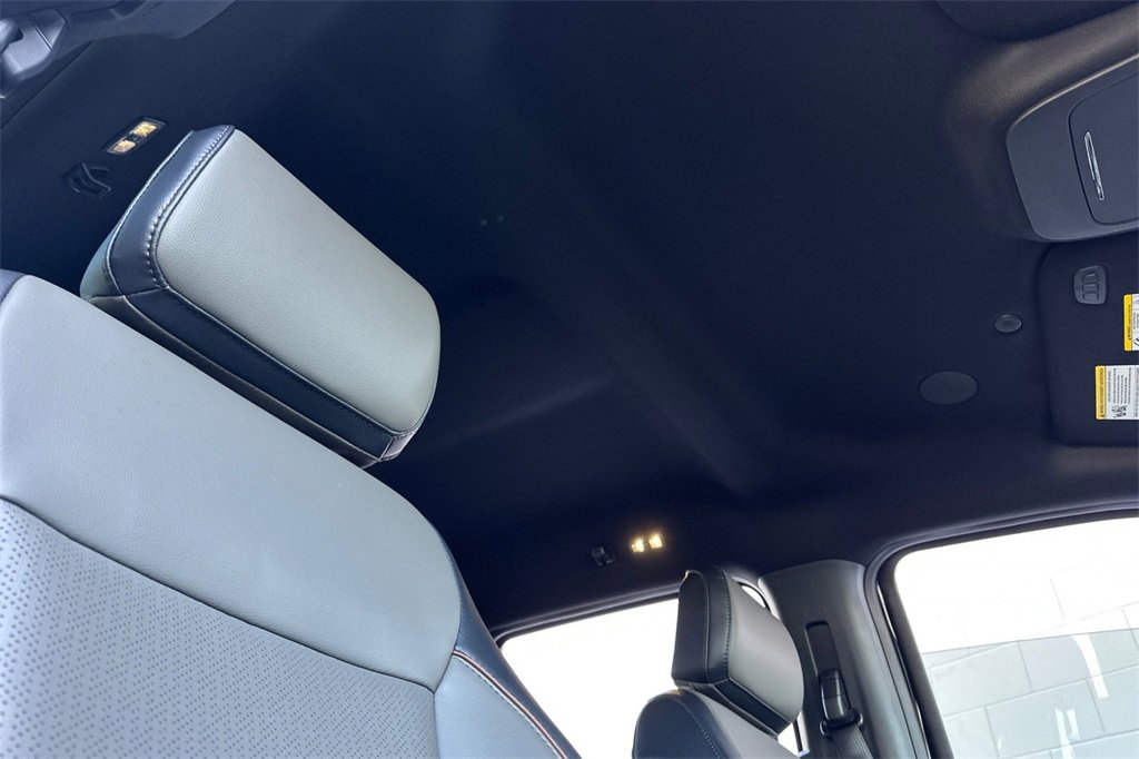 New 2025 Ford F150 Lariat w/ Equipment Group 502A High image 13