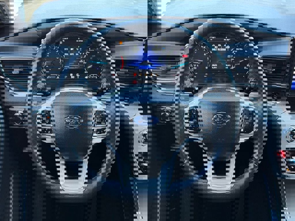 Certified 2022 Ford Explorer XLT w/ Equipment Group 202A image 25