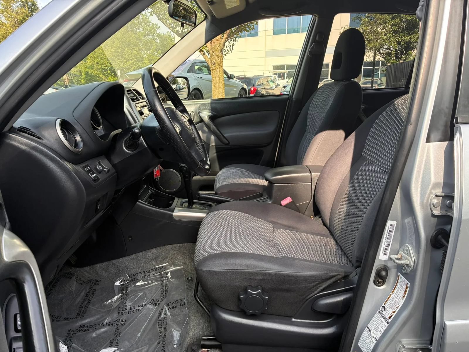 Used 2005 Toyota RAV4 4WD image 14
