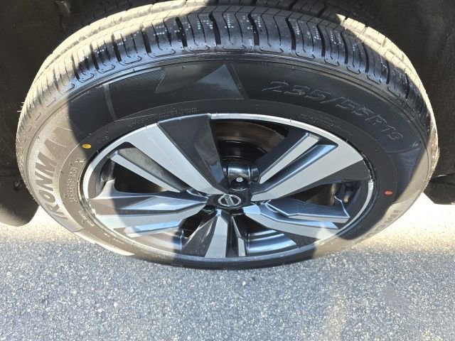 Used 2021 Nissan Rogue SL w/ Premium Package image 24