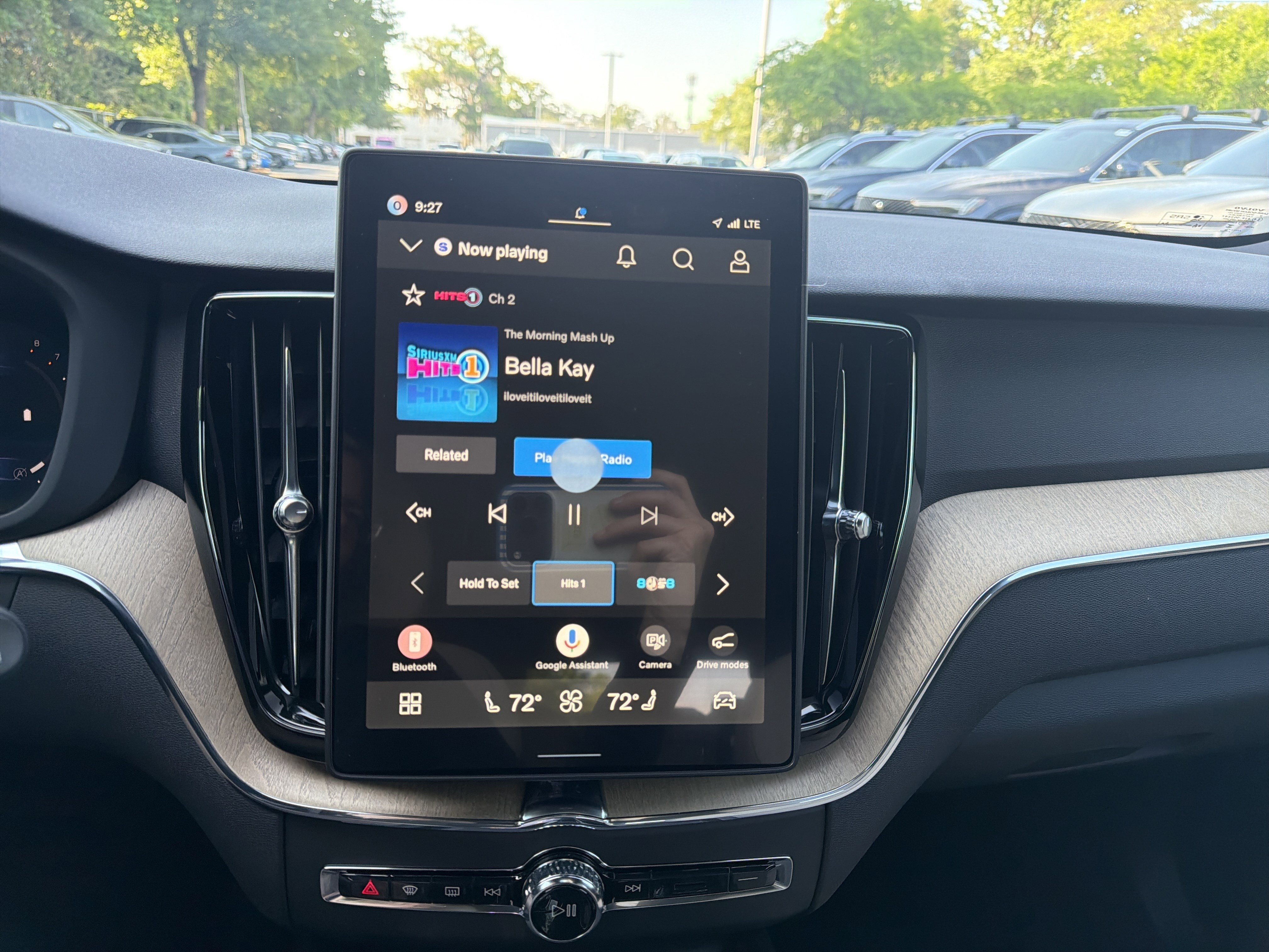 New 2026 Volvo XC60 B5 Core image 2