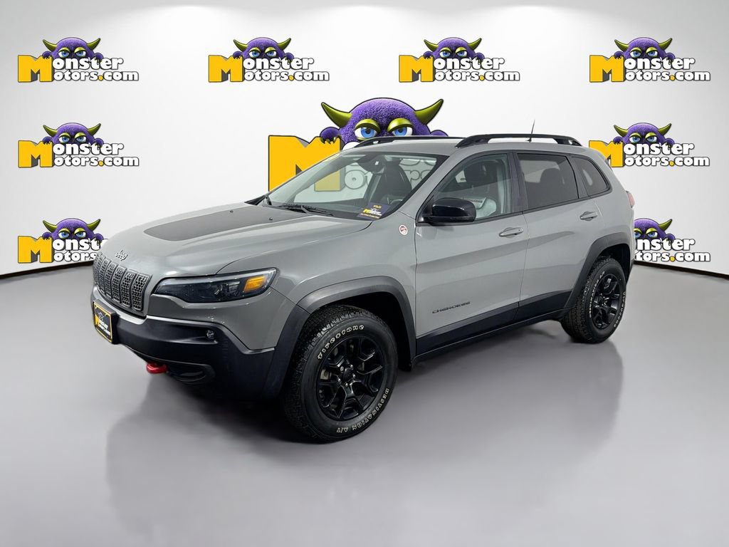 Used 2022 Jeep Cherokee Trailhawk w/ Trailer Tow Group AWD/4WD image 1