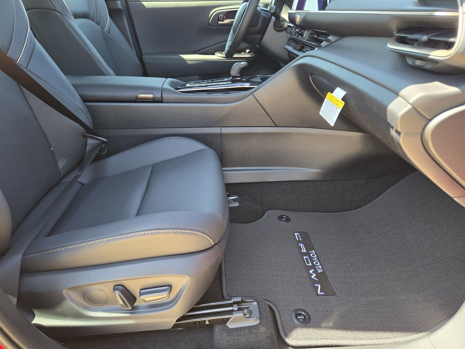 New 2026 Toyota Crown XLE image 13