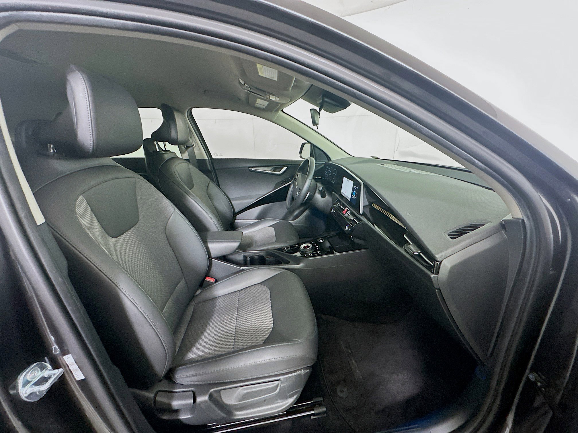 Used 2023 Kia Niro Wind image 31