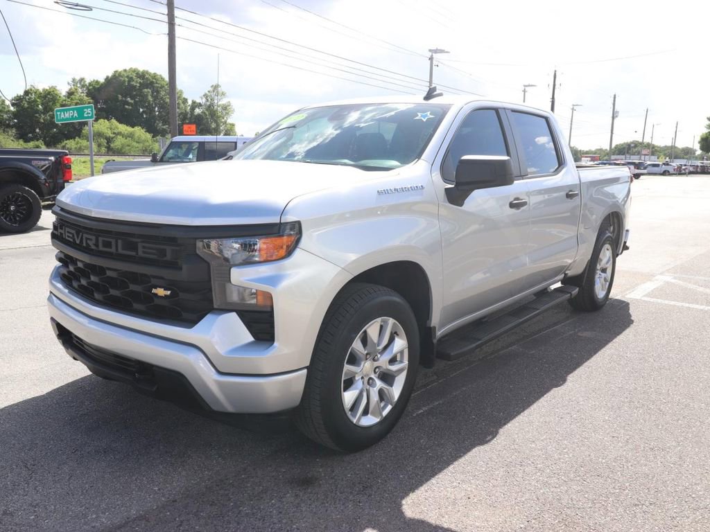 Used 2022 Chevrolet Silverado 1500 Custom image 5