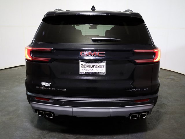 Used 2024 GMC Acadia Elevation image 10