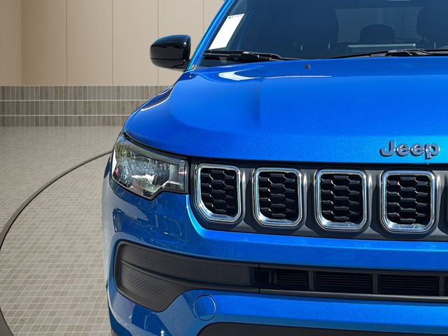 Used 2024 Jeep Compass Sport image 10