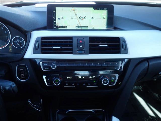 Used 2017 BMW 320i xDrive Sedan image 16