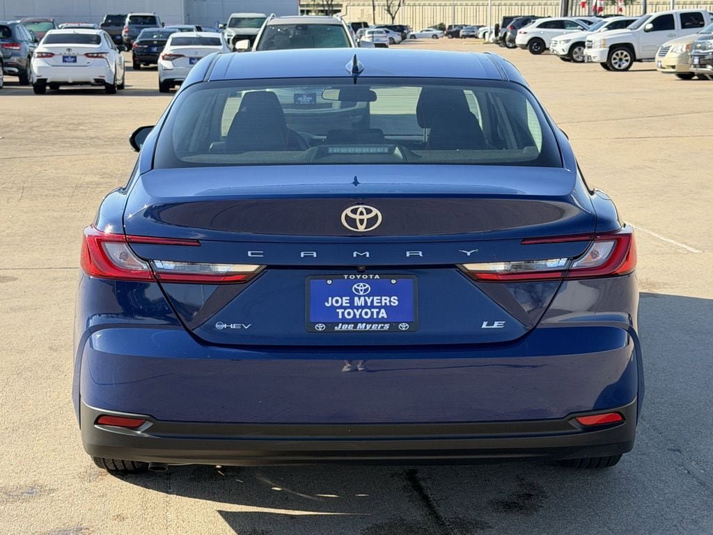 Used 2025 Toyota Camry LE FWD image 8