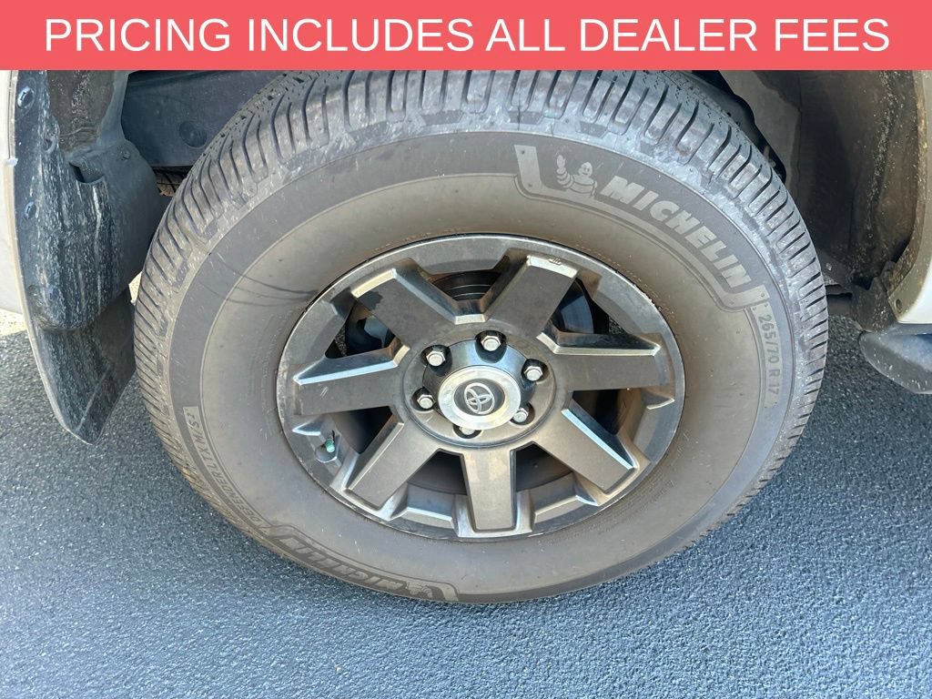 Used 2021 Toyota 4Runner Trail Special Edition AWD/4WD image 9