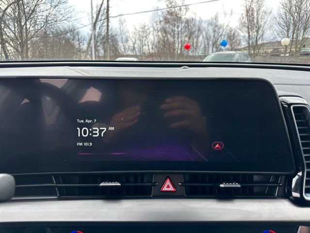 Used 2025 Kia Sportage EX image 38