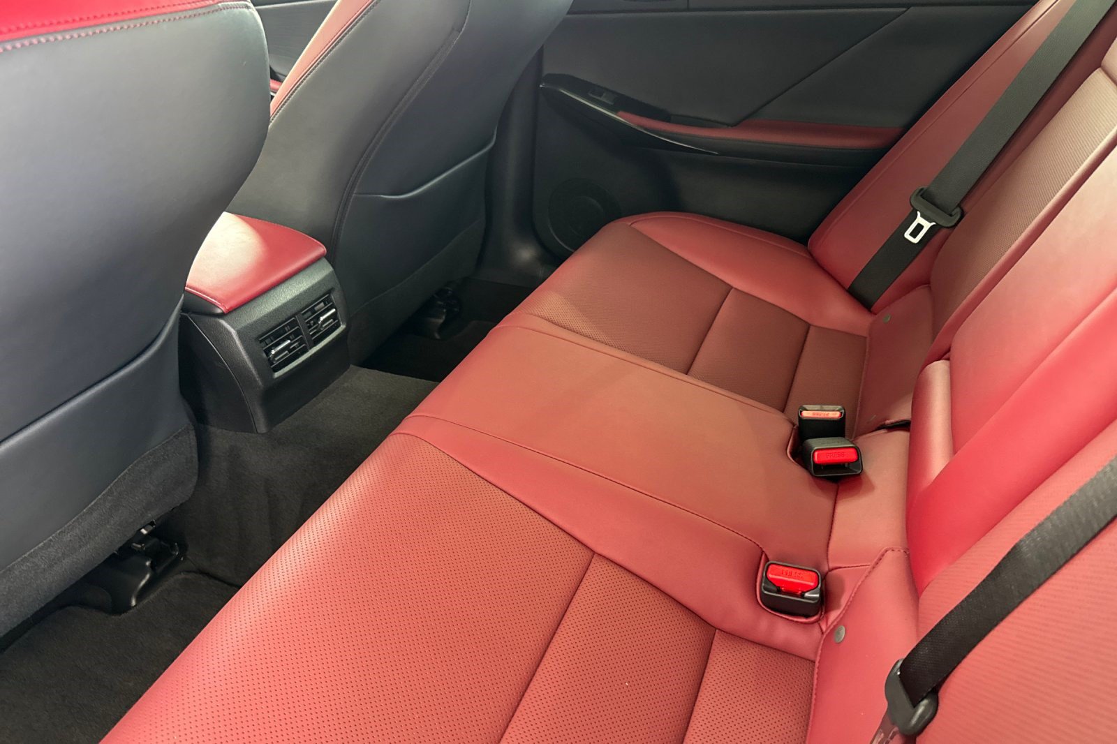 Certified 2024 Lexus IS 300 w/ Premium Package RWD image 15