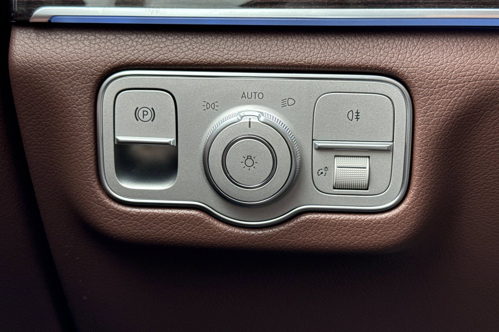 Used 2026 Mercedes-Benz GLS 450 4MATIC image 17