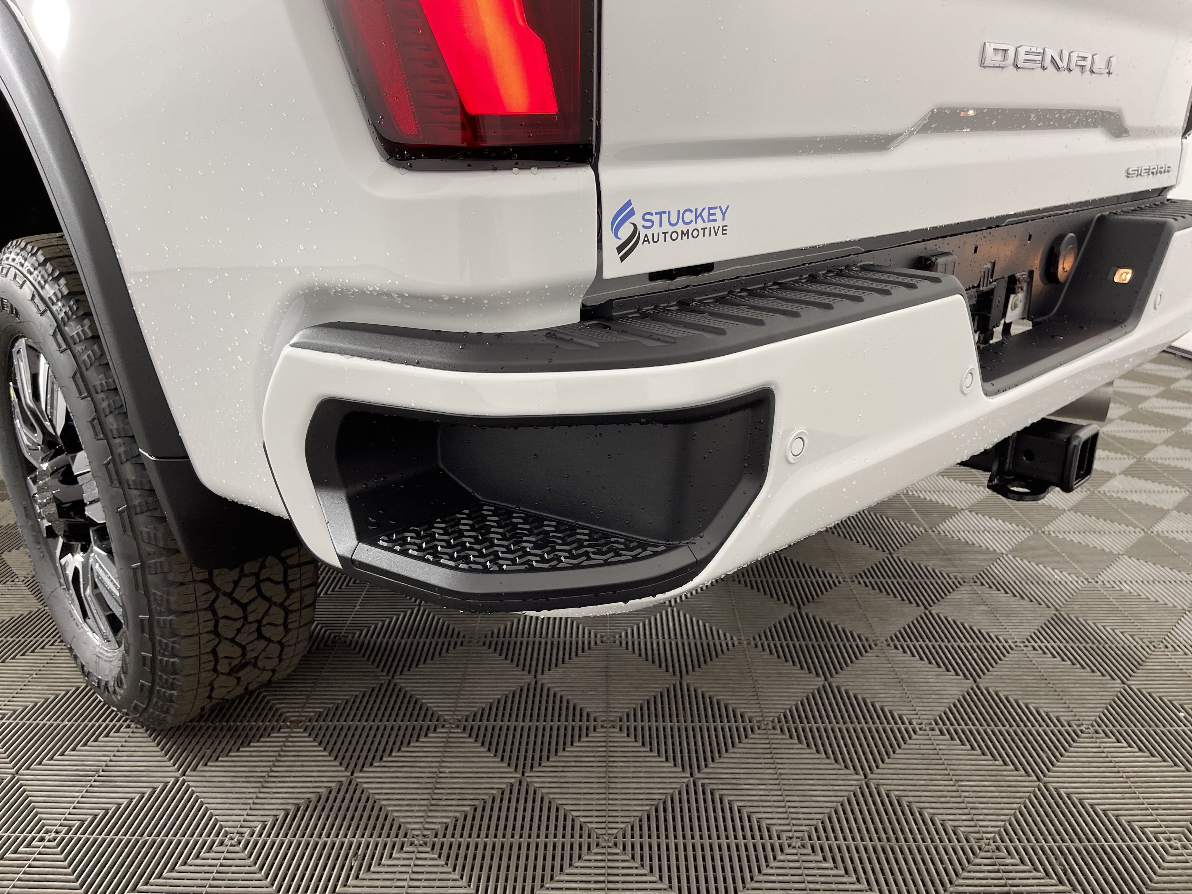 New 2026 GMC Sierra 2500 Denali w/ Denali Reserve Package image 7